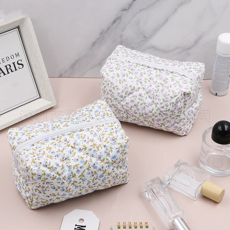 Pouchéa floral quilted makeup bag product photo 10