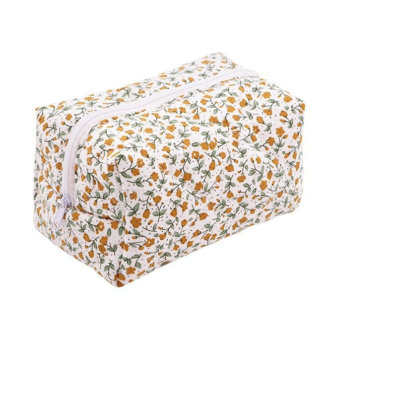 Pouchéa floral quilted makeup bag product photo 5